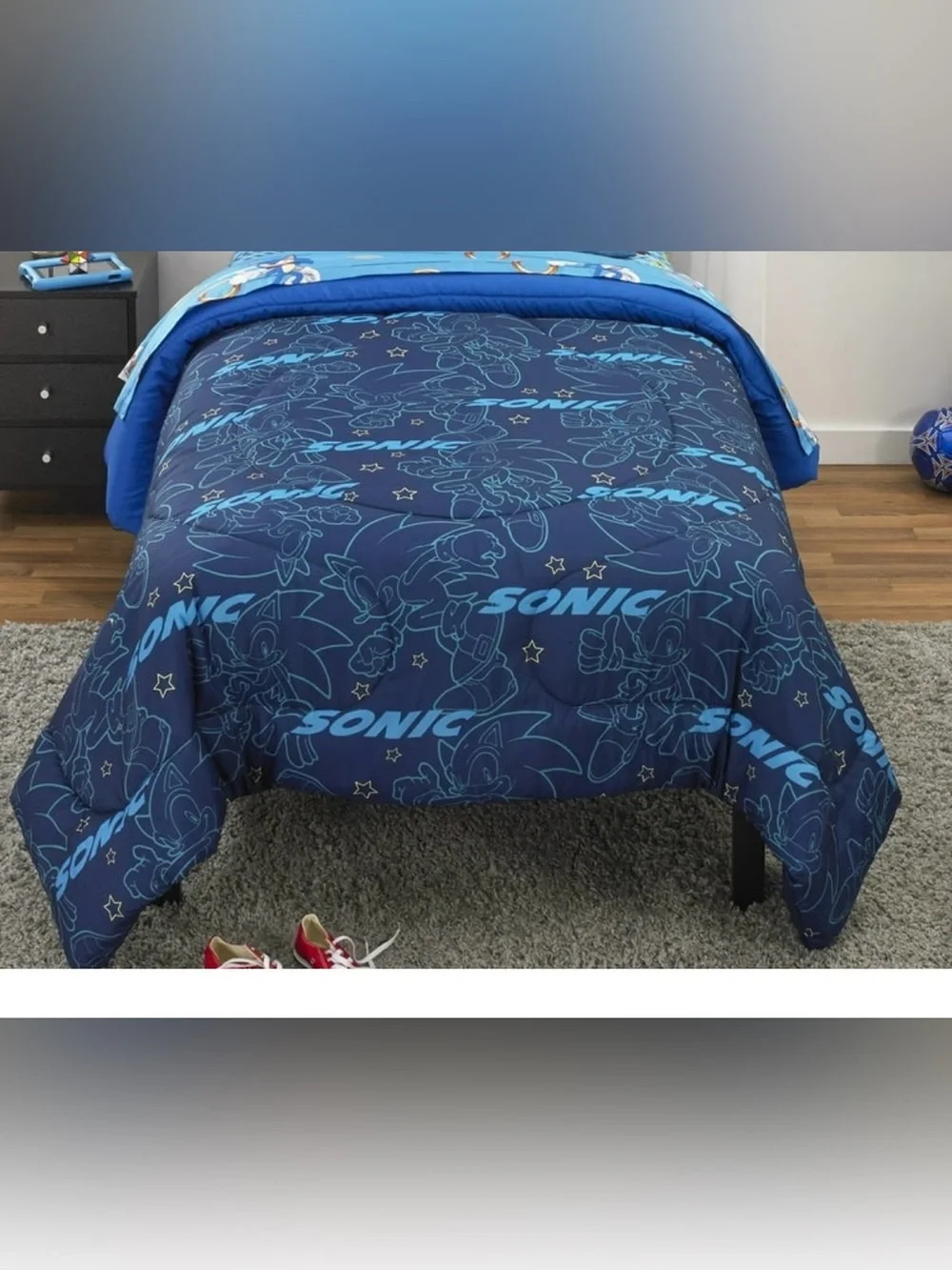 Sonic Themed Blue Kids Comforter -  2 piece  (1 pillow case 1 comforter )